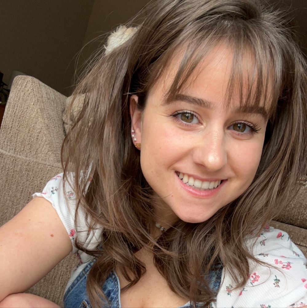 Meet your Posher, Caroline